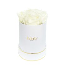 src="flower-box-sredni.jpg" alt="średni flowerbox białe róże białe pudelko złocone ">