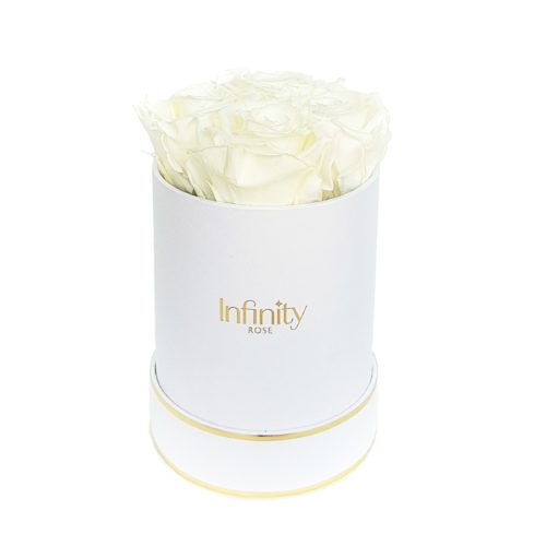 src="flower-box-sredni.jpg" alt="średni flowerbox białe róże białe pudelko złocone ">