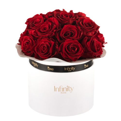 src="flower-box-velvet.jpg" alt="bukiet flowerbox czerwone róże vibrant w białym pudelku">