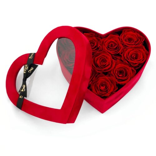 Kompozycja czerwone róże wieczne i czerwony welurowy flower box w kształcie serca Infinity Rose ze złotym logo